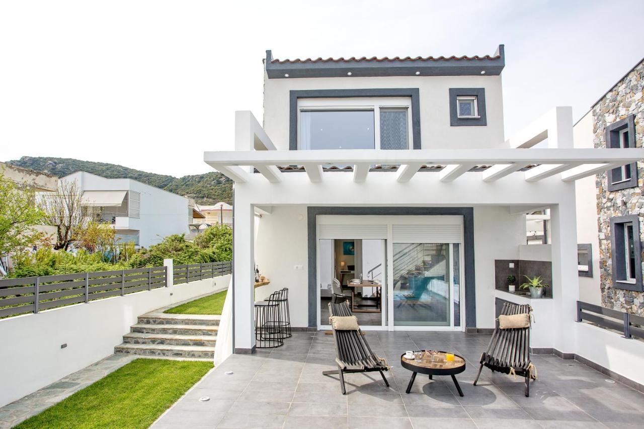 Joy C Deluxe Villa Nea Iraklitsa ภายนอก รูปภาพ